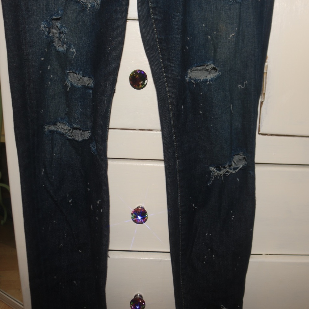 TRUE RELIGION RIPED JEANS 😍 - Picture 5 of 8